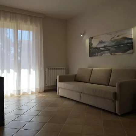 Scm House Konukevi Mascali